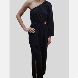 Bobi Off-Shoulder Maxi Dress